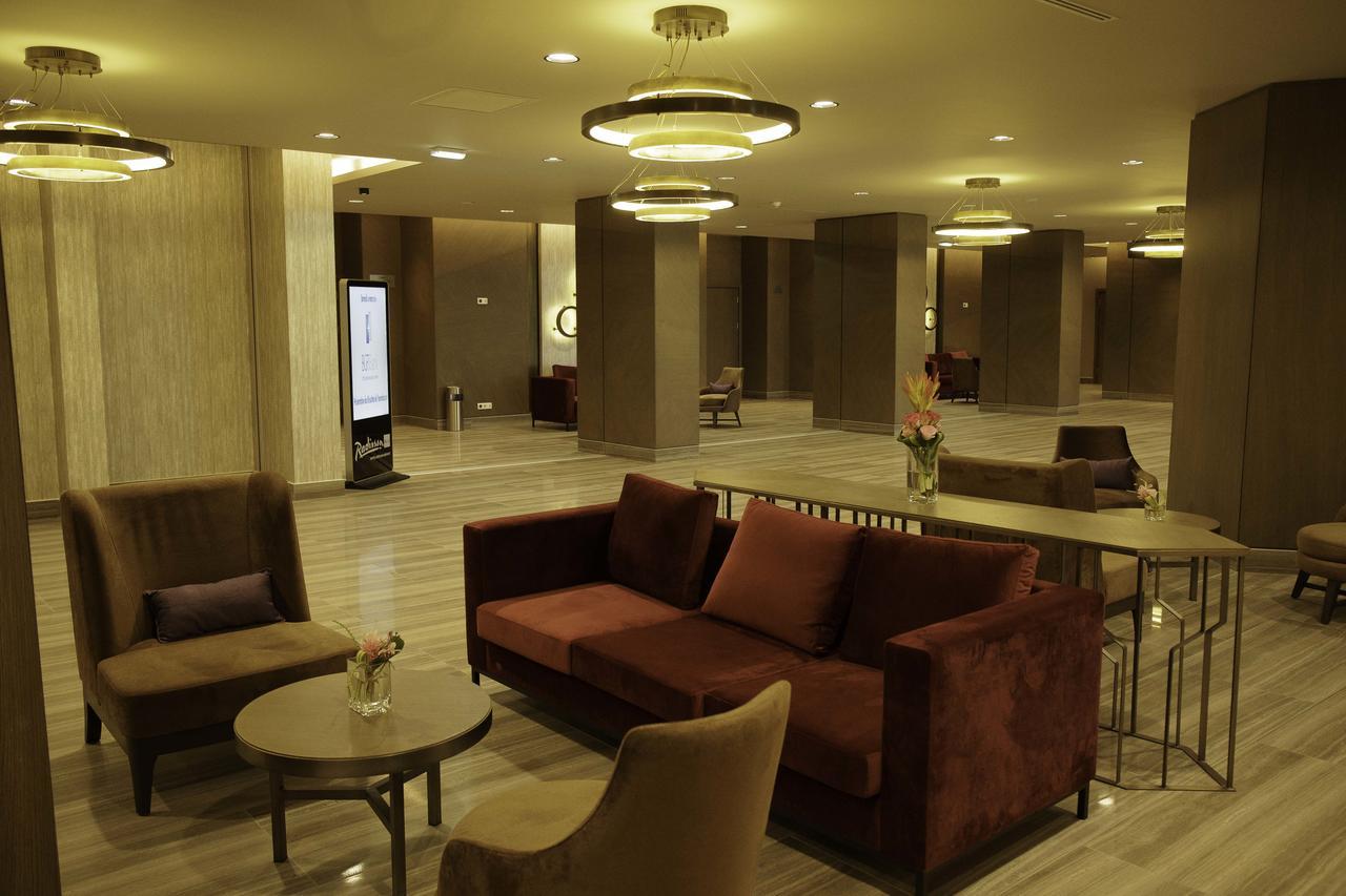 Radisson Blu Hotel, Abidjan Airport Exterior foto