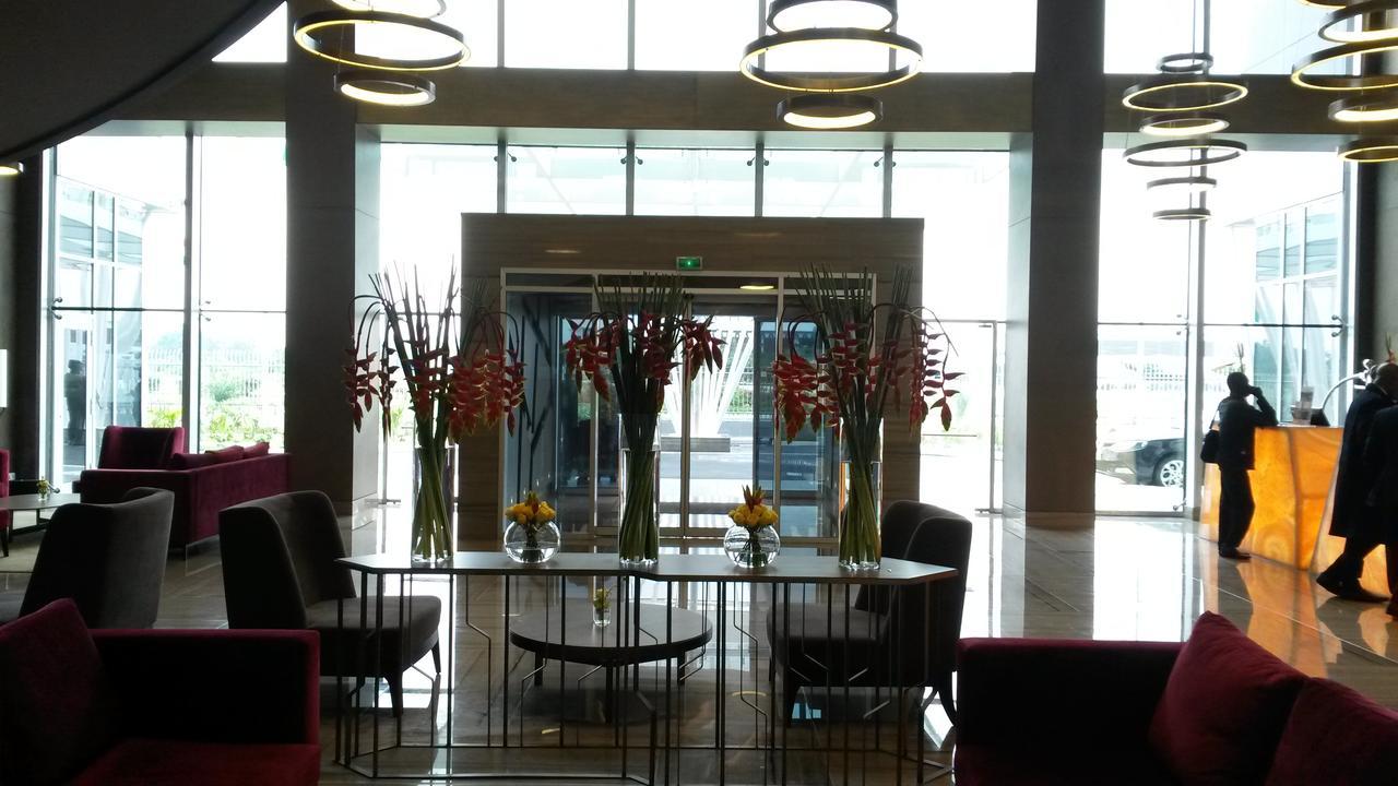 Radisson Blu Hotel, Abidjan Airport Exterior foto