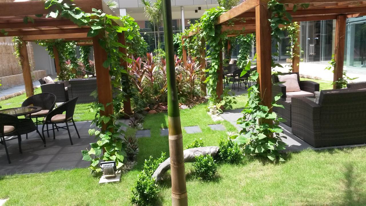 Radisson Blu Hotel, Abidjan Airport Exterior foto