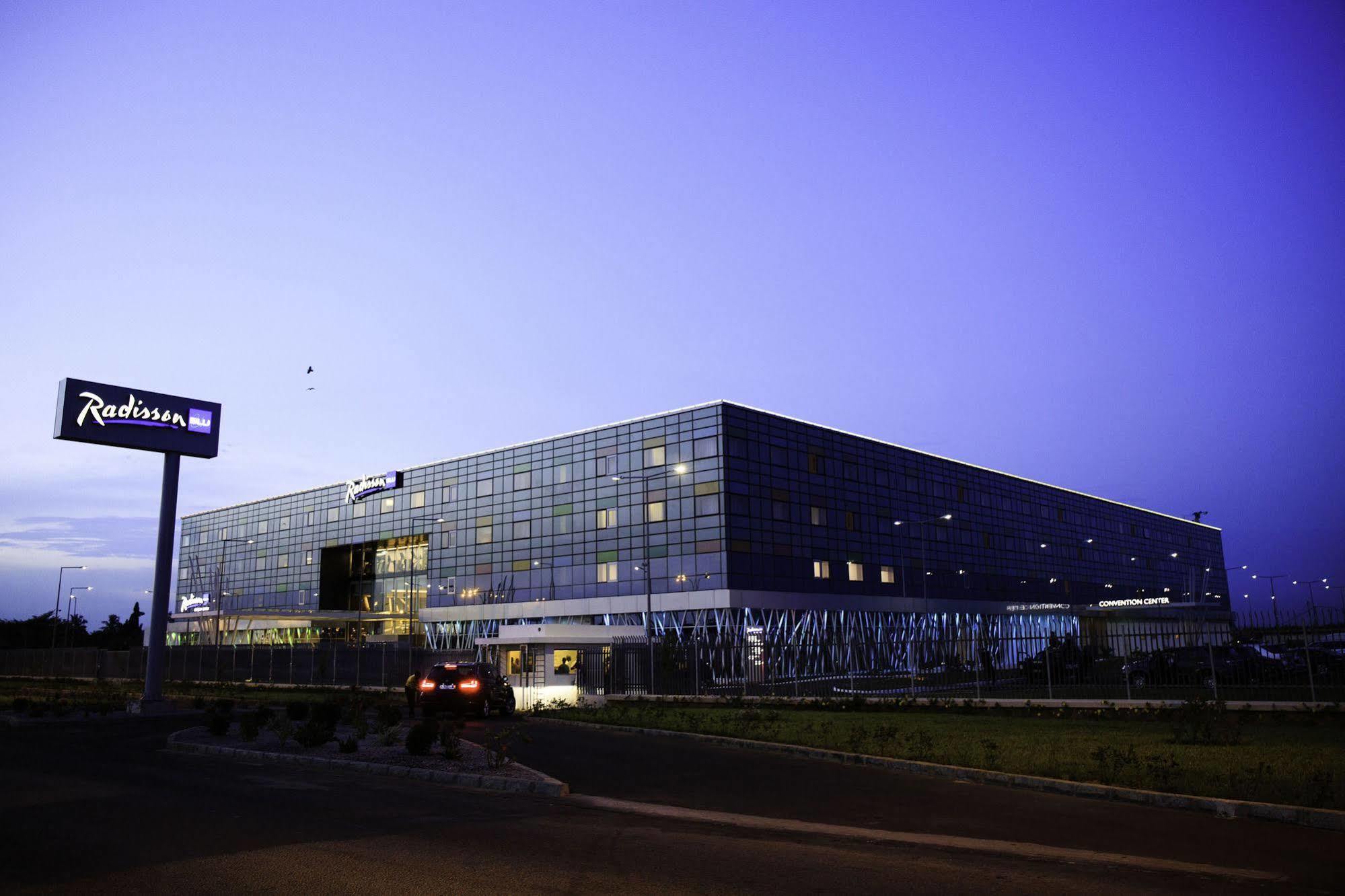 Radisson Blu Hotel, Abidjan Airport Exterior foto