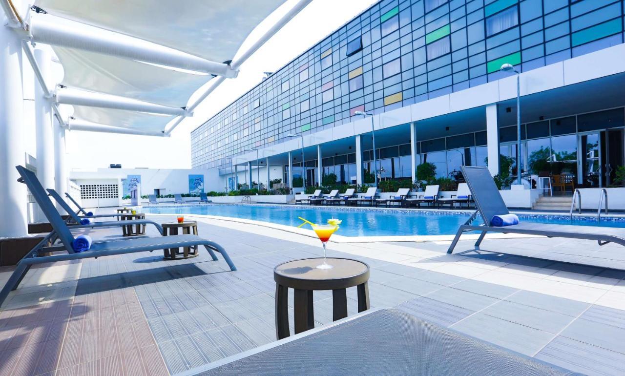 Radisson Blu Hotel, Abidjan Airport Exterior foto